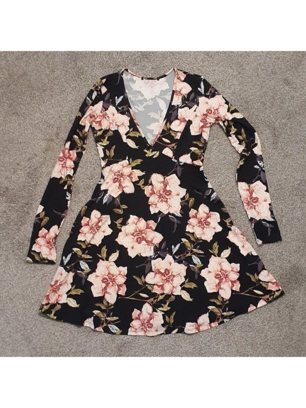 CUTE Black & Pink Floral Long Sleeved Fit & Flare Short Dress; Size XS P